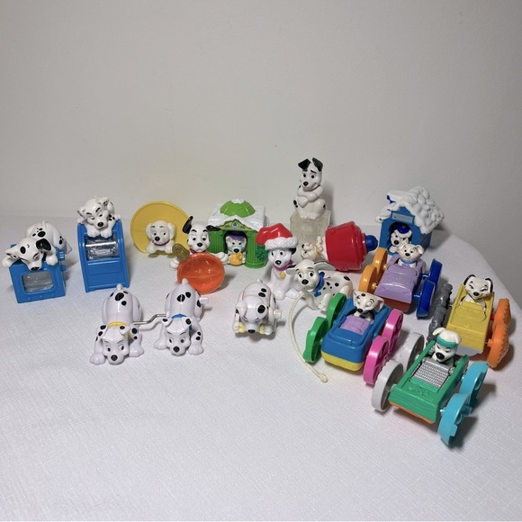 McDonald's Dalmatian Figures with Colorful Vehicles. McDonald’s. Play or collect - Picture 2 of 8